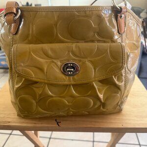 SOLD - Vintage pattent leather Coach tote